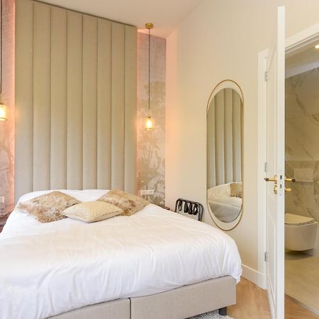 Novallure Villa Margaretha - Short Stay Apartments Рейсвейк Экстерьер фото