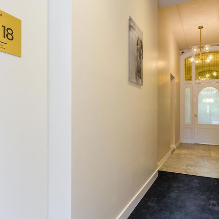 Novallure Villa Margaretha - Short Stay Apartments Рейсвейк Экстерьер фото
