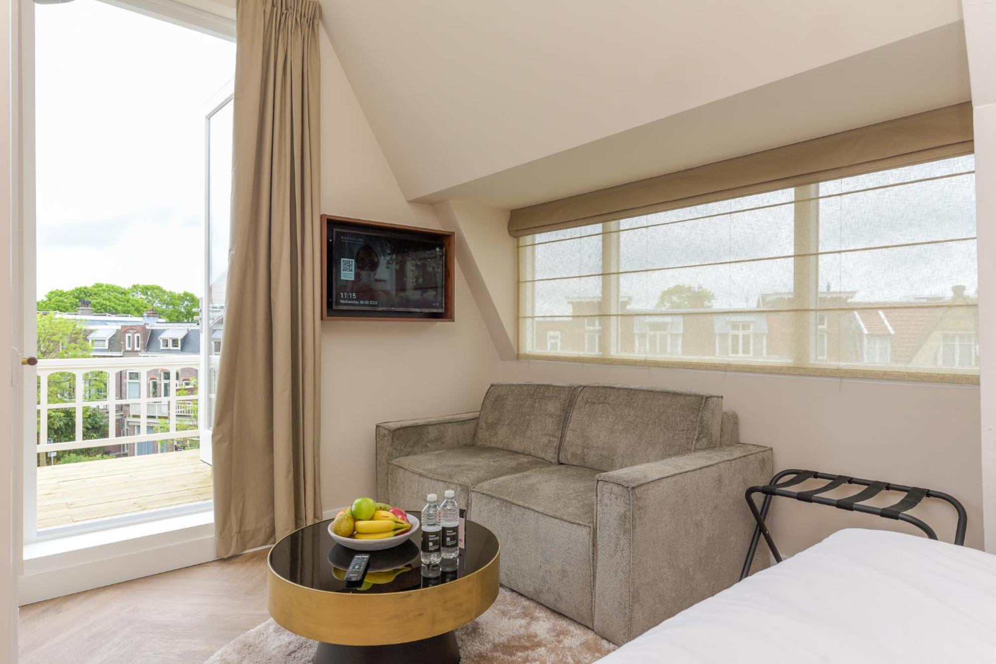 Novallure Villa Margaretha - Short Stay Apartments Рейсвейк Экстерьер фото