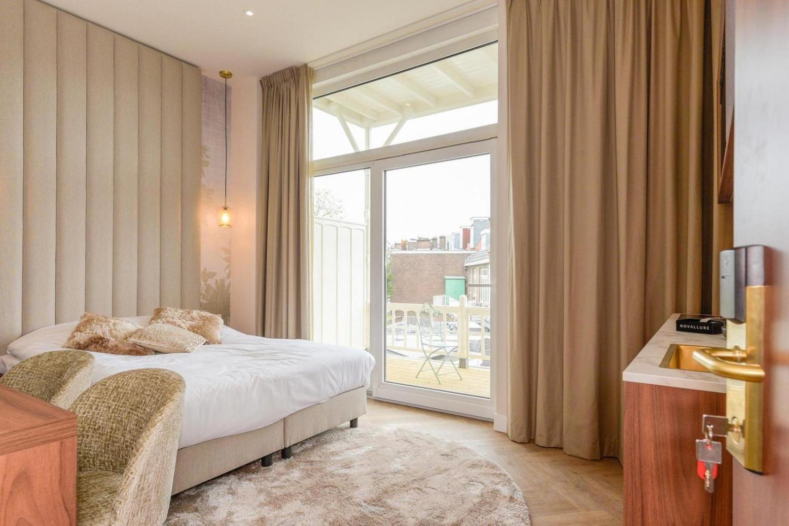 Novallure Villa Margaretha - Short Stay Apartments Рейсвейк Экстерьер фото